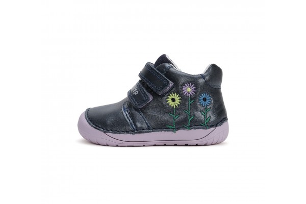 D.D.Step barefoot tumesinised kingad tüdrukutele 20-25 s. S070-42771A D.D.Step barefoot tumesinised kingad tüdrukutele 20-25 s. S070-42771A