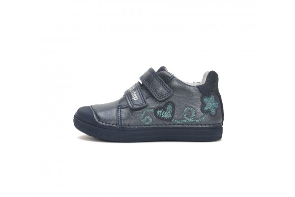D.D.Step tumesinised kingad poistele 25-30 s. S049-42690M