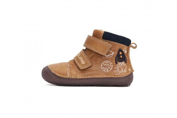 D.D.Step Barefoot pruunid kingad poistele 25-30 s. A063-42719AM D.D.Step Barefoot pruunid kingad poistele 25-30 s. A063-42719AM