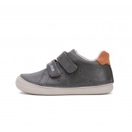 D.D.Step khaki värvi kingad...